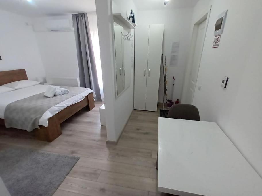 Old Town Studio 2 Apartment Nr 4 Baia Mare Luaran gambar